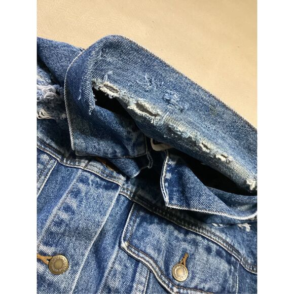 Distressed 1X Denim Jean Jacket - Picture 7 of 9